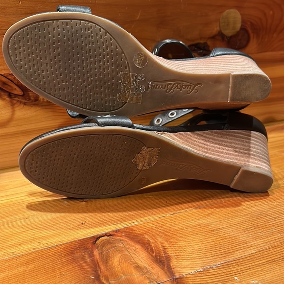 Lucky Brand Black Ankle Strap Sandals - Picture 5 of 6